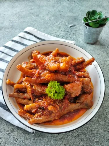 Ini 5 Cara Masak Ceker Ayam Agar Hasilnya Empuk dan Lezat