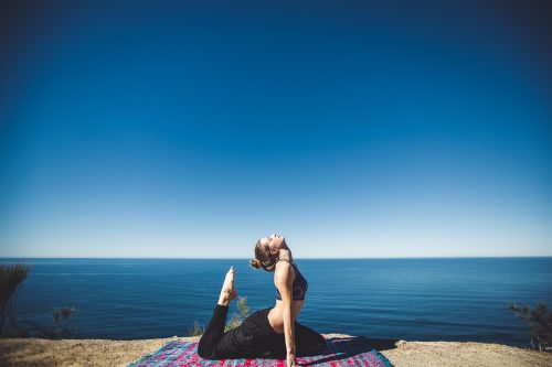 Bisakah Pilates Benar-Benar Turunkan Berat Badan? Ini Faktanya