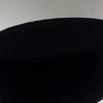 peci hitam