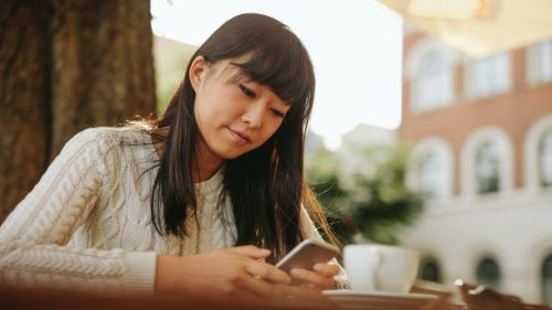 mantan menghubungi motif