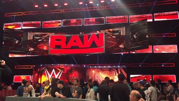 WWE RAW