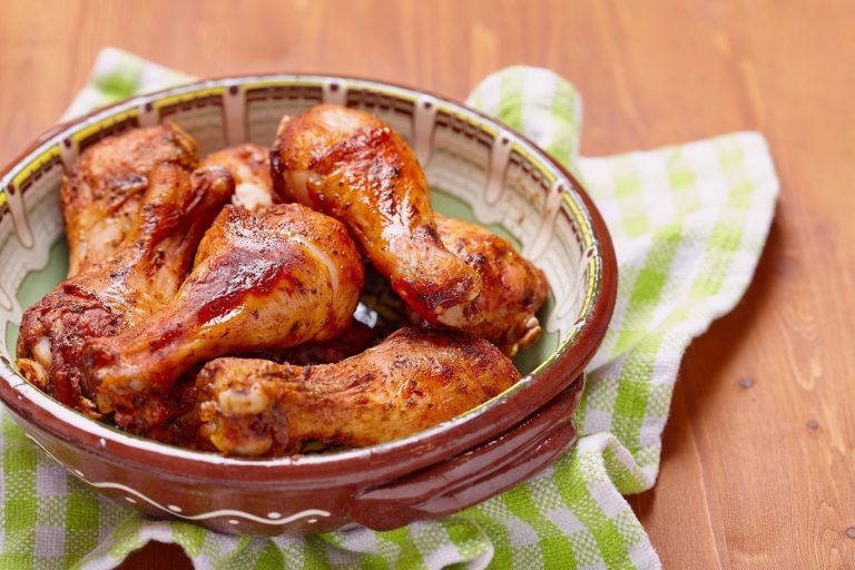 Agar Tahan Lama, Simpan Daging Ayam dengan 4 Tips Berikut - CakapCakap