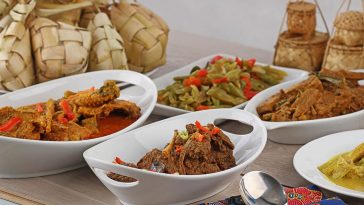 Dokter Bagi Kiat Makan Sehat Saat Lebaran
