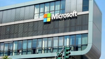 Microsoft: Rusia Lancarkan Serangan Siber Terhadap Ukraina