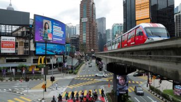 Malaysia Hapus Tes COVID-19 untuk Semua Pelancong yang Sudah Vaksin Penuh Mulai 1 Mei