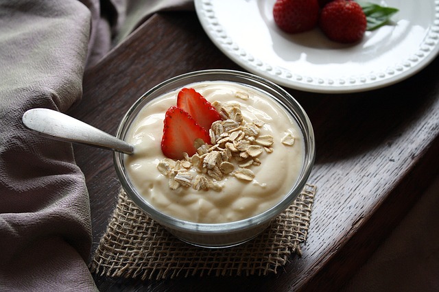 Yogurt merupakan makanan ajaib bagi balita yang sedang tumbuh.