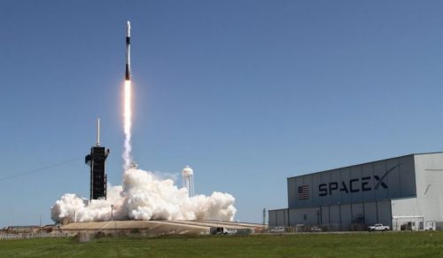 SpaceX Sediakan Internet untuk 19.000 Sekolah Pedesaan di Brasil dan Pemantauan Lingkungan Amazon