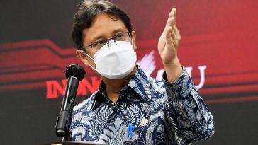 Antisipasi Ledakan Kasus, Pemerintah Pantau Varian Baru COVID-19