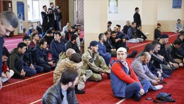 Muslim di Ukraina Rayakan Idul Fitri dalam Bayang-bayang Perang