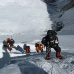 Gletser Gunung Everest Mencair, Nepal Relokasi Kamp Pendakian