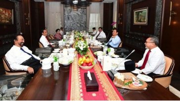 Jokowi Reshuffle Kabinet dan Tunjuk Mitra Koalisi Sebagai Menteri