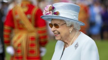 8 Kebiasaan Menarik Ratu Elizabeth II yang Bikin Umur Panjang
