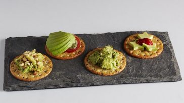 Lima Kombinasi Camilan Diet yang Bikin Kamu Tetap Bisa Makan Enak