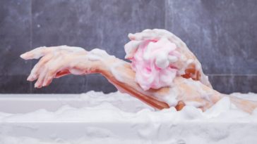 Urutan Mandi yang Salah Bisa Sebabkan Munculnya Jerawat