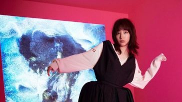Enam Gaya Paling Gemini ala Suzu Hirose