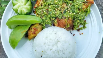 Resep Ayam Goreng Penyet Sambal Hijau, Cocok untuk Makan Siang