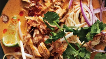 Dinobatkan Sebagai Sup Terlezat, Kenali Sup Khao Soi Asal Thailand