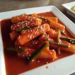 Resep Tteokbokki ala Korea dengan 100% Bahan Lokal, Dijamin Enak!