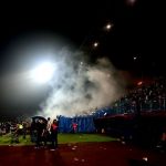 Fakta-fakta Tentang Gas Air Mata di Balik Kerusuhan di Stadiun Kanjuruhan