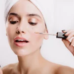 6 Kesalahan Umum saat Memakai Concealer untuk Menutupi Jerawat