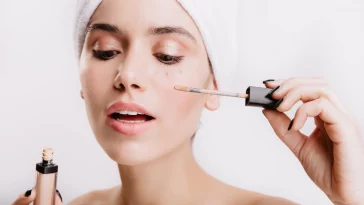 6 Kesalahan Umum saat Memakai Concealer untuk Menutupi Jerawat