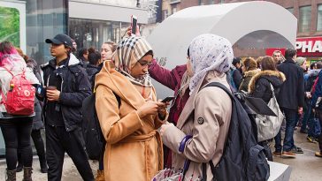 Muslimah Paling Terdampak Undang-Undang Sekularisme di Quebec