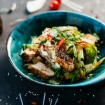 Resep Thai Chicken Salad dengan Cita Rasa Asia yang Sedap