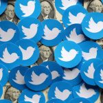 Elon Musk Kenakan Biaya Bagi Pengguna Twitter Centang Biru, Segini Besarannya!