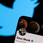 Elon Musk Kenakan Biaya Centang Biru Twitter Mulai Senin