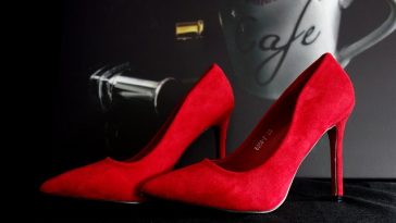 Negara Ini Larang Keras Perempuan Pakai Sepatu Hak Tinggi, Ini Alasannya!