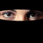 Dokter di Inggris Terkena Skors Akibat Minta Pasien Muslimah Lepas Cadar