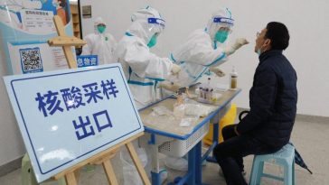 Aturan yang Berubah dalam Semalam Ini Bikin Bingung Penderita COVID di China