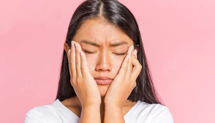 Tiga Kandungan Produk Skincare untuk Pudarkan Bintik Hitam di Wajah