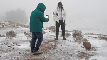 Otoritas Arab Saudi Peringatkan Cuaca Buruk Hingga Hujan Es Hingga Selasa Depan