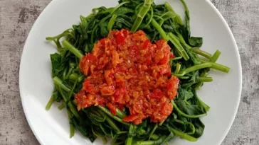Resep Kangkung Bumbu Rujak, Bisa Jadi Pilihan Menu Keluarga