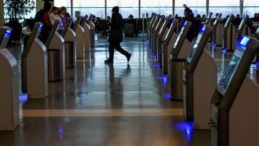 Maskapai Batalkan 5.700 Penerbangan di AS Karena Badai Musim Dingin