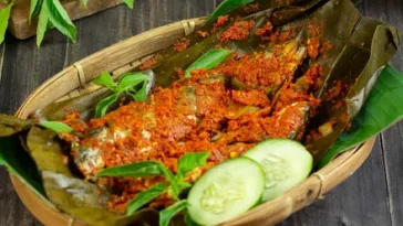 Resep Pepes Ikan Lele Pedas, Enak dan Lembut