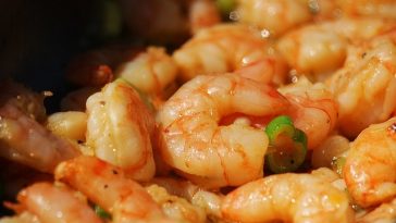 Lima Cara Cegah Kolesterol Naik Usai Santap Hidangan Laut