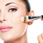 Dua Produk Makeup yang Harus Dihindari jika Kulit Rentan Berjerawat