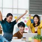 Hari Introvert Sedunia, Dukungan Bill Gates dan JK Rowling