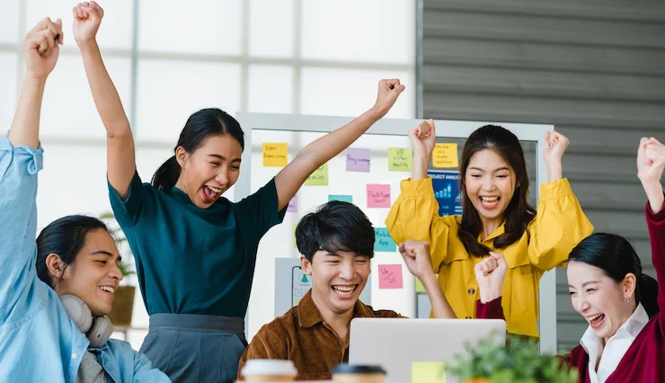 Hari Introvert Sedunia, Dukungan Bill Gates dan JK Rowling