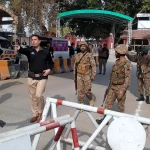 Pelaku Bom Bunuh Diri di Masjid Pakistan Berada di Shaf Paling Depan