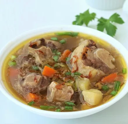 Resep Sop Buntut Asam Pedas yang Segar