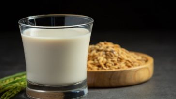 Lima Manfaat Air Beras untuk Perawatan Kulit