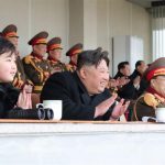 Pemimpin Korea Utara Kim Jong-un Ajak Putrinya Nonton Pertandingan Sepak Bola