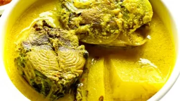 Resep Ikan Tongkol Bumbu Kuning, Pedas Gurih dan Menyegarkan