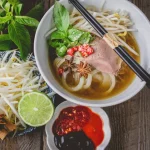 Resep Vietnamese Udon Soup, Rasanya Segar, Gurih dan Pedas!
