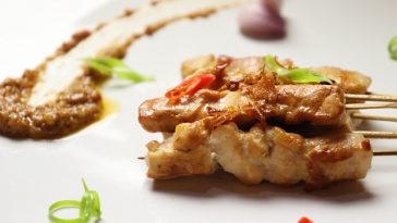 Cara Bikin Bumbu Sate Ayam Sebelum Dibakar, Rasanya Bikin Nagih!