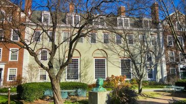 Harvard University Buka Kelas Bahasa Indonesia di Kampus