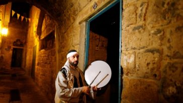 Cerita Tradisi Musaharati di Israel, Keliling Bangunkan Sahur Sambil Menabuh Drum